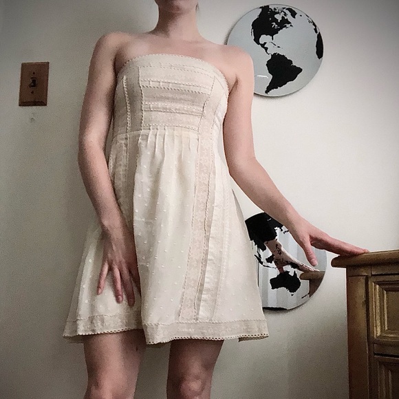 Dress - Picture 1 of 5